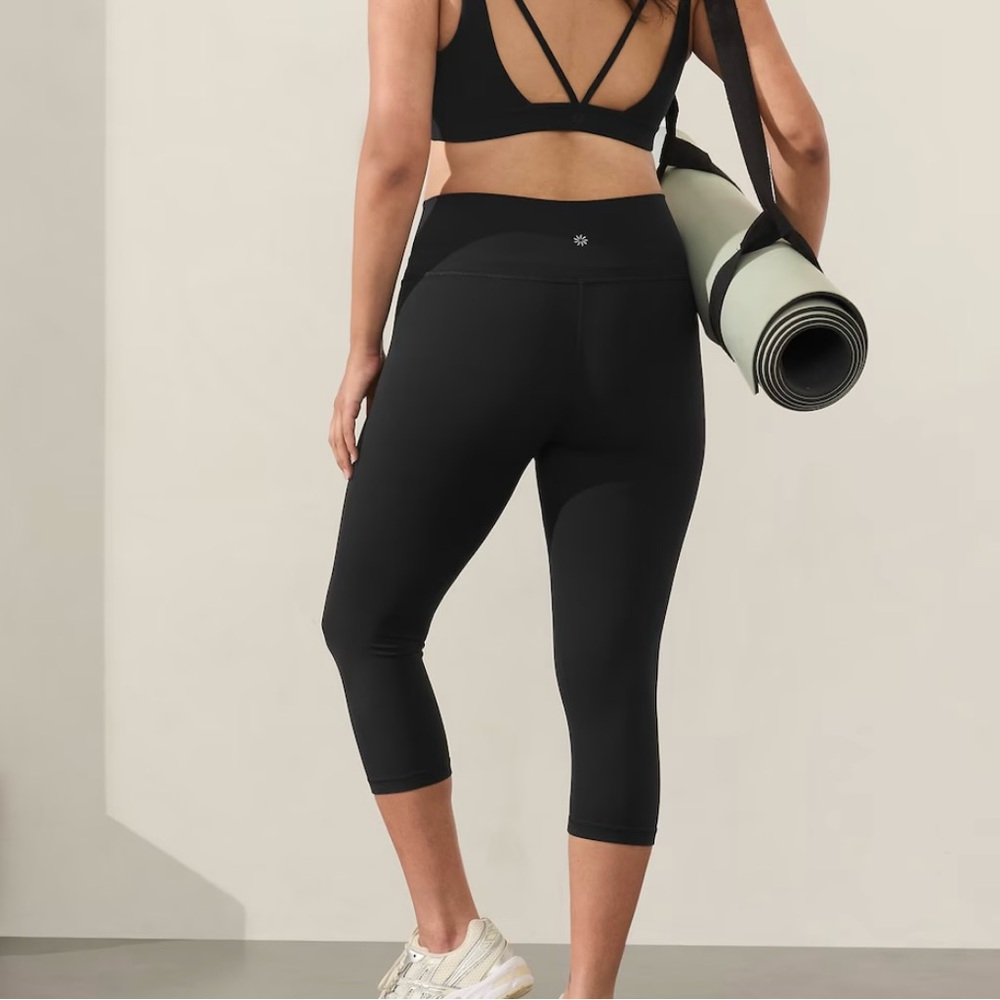 Athleta Capri leggings